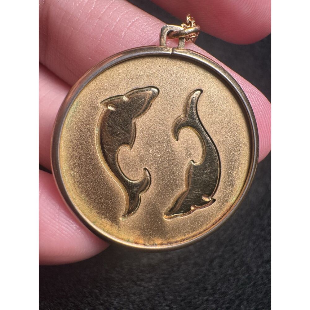VTG Trifari Golden Pisces Zodiac Pendant Charm